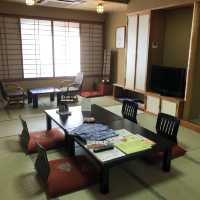 傳統日式旅館👘浸泡天然溫泉♨️品嚐懷石料理