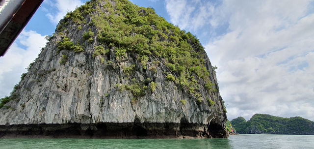 Ti Top Island and Kayaking in Luon cave