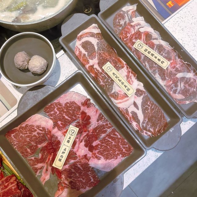 👽 食神大媽《觀塘｜超多食物選擇性價比高任食火鍋店》
