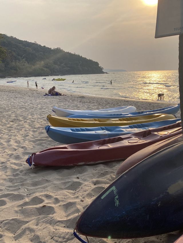 หาดลับที่มีแต่ฝรั่งงง
