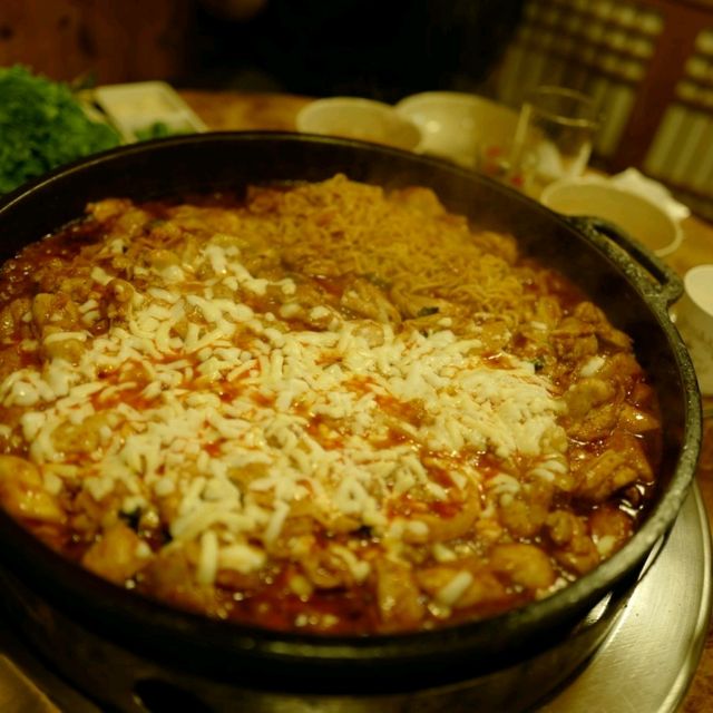 두근두근여름휴가 경주의 인기 닭갈비 맛집 산갈래닭갈비