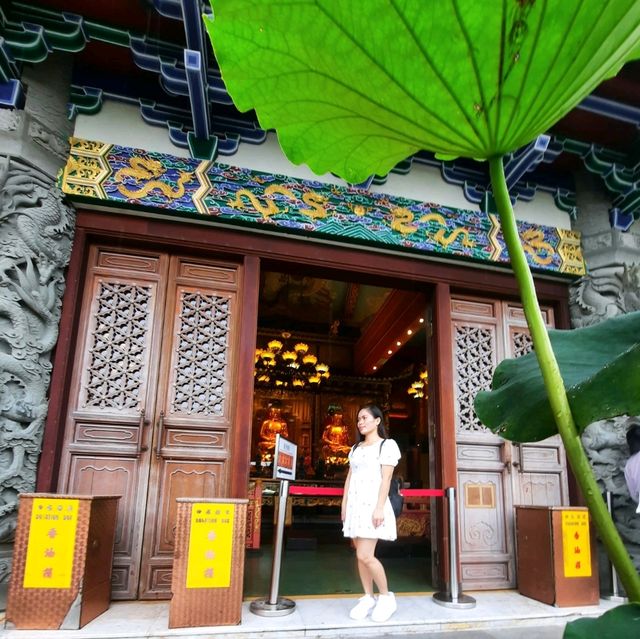 The Amaing Ten Thousand Buddhas Monastery in Ngong Ping