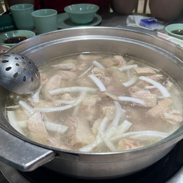 好味到跳起的椰子雞《四季椰林椰子雞》🌴