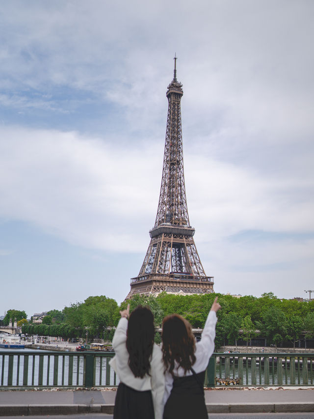 The Best Eiffel Tower Photo spots 