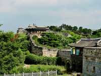 Hwahong Gate (Hwahongmun, Buksumun)