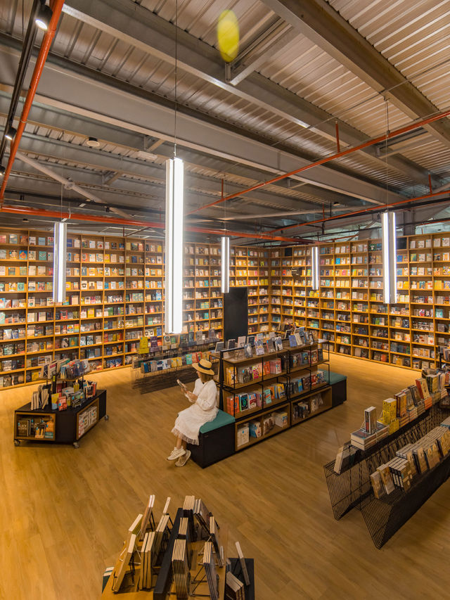Book Xcess Sunway Bigbox Mall ร้านหนังสือสุดชิค