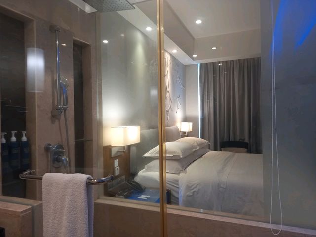 4 points Sheraton Manado Deluxe Room