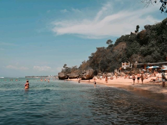 峇里島烏魯瓦圖地區：滑浪愛好者大概會很愛的巴東海灘 I Padang Beach 