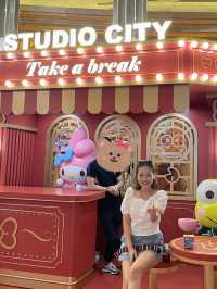 「新濠景滙酒店：Hello Kitty主題吸引遊客，貼心設置爆谷供品嚐」