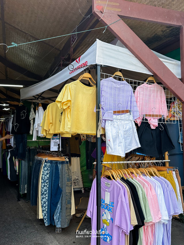 เดินเที่ยวหาของกินที่ตลาดน้ำบางน้ำผึ้ง