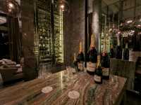 馬來西亞蘭卡威-來杯奢華貴氣的雞尾酒：The St. Regis Bar