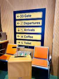 부산에서 멀리 여행가는 기분낼 수 있는 공항컨셉 카페 33게이트