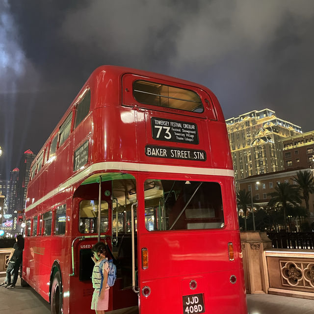 📸氹仔夜晚打卡之旅，倫敦風情外牆！週末好去處！