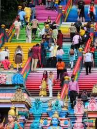 สีสันของ ถ้ำบาตู