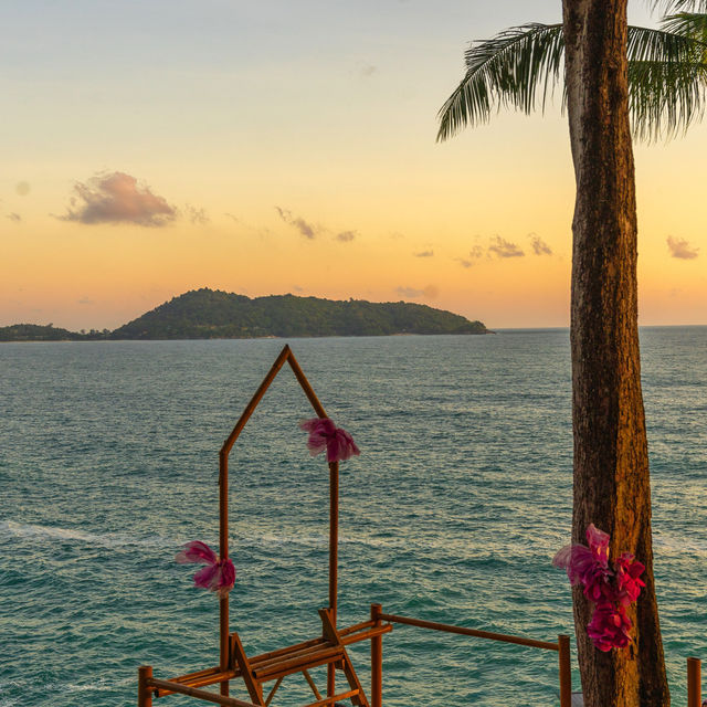 ชิงช้าวิวสวยๆ ฟิวบาหลีที่ Cafe Phuket View Point