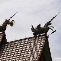 วัดเขาถ้ำประทุน ชมโบสถ์รากไม้ หนึ่งเดียวในไทย