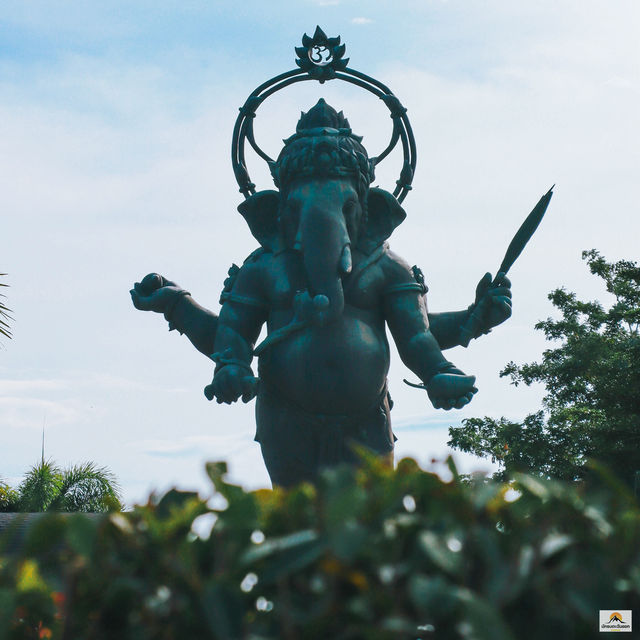 อุทยานพระพิฆเนศ องค์ยืน