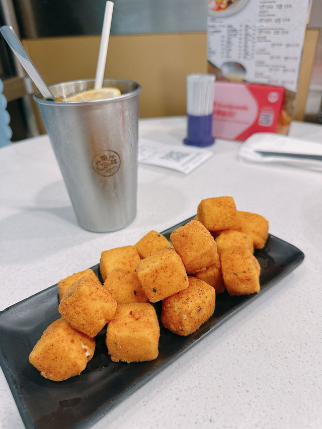 🐔CP值高滋補養生雞米線🍲｜癡膠雞(灣仔)