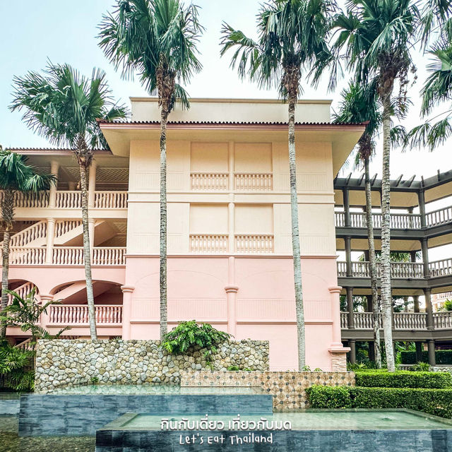 หาดค่อนข้างส่วนตัว เฃียบสงบ Centara Phuket