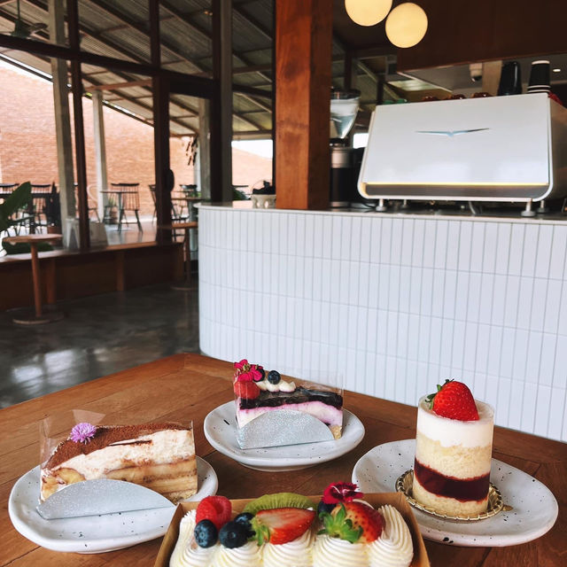 NAYA Cafe Ayutthaya - นาย่า คาเฟ่ 