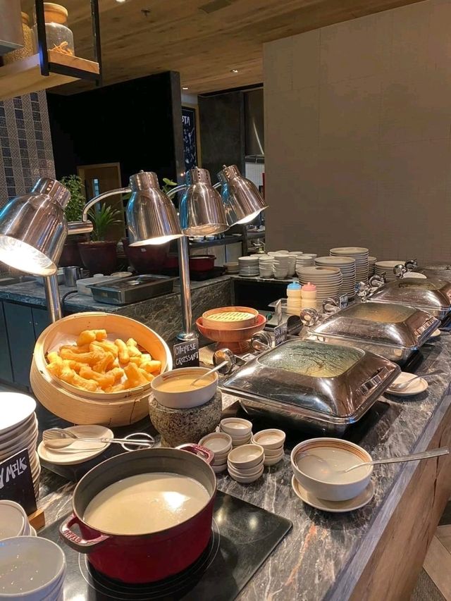 รีวิว Renaissance Pattaya Resort