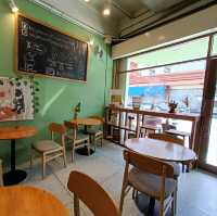 Neighbour's frozen yogurt Buriram 