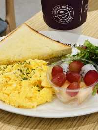 The Coffee Bean & Tea Leaf☕️☕️☕️✨