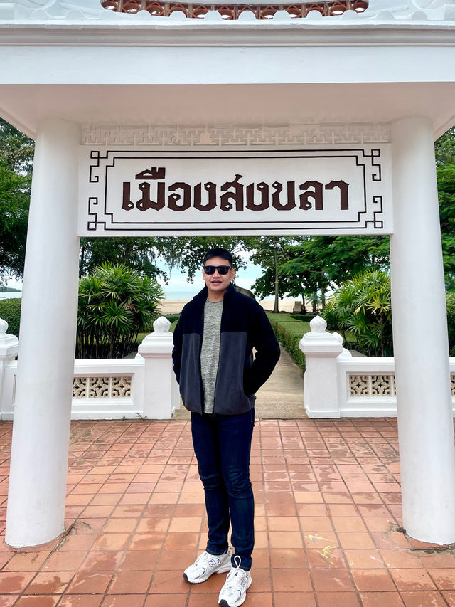  หาดสมิหลา