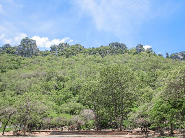 เที่ยว “เขาหน่อเขาแก้ว”มหัศจรรย์ธรรมชาติ 🏞️