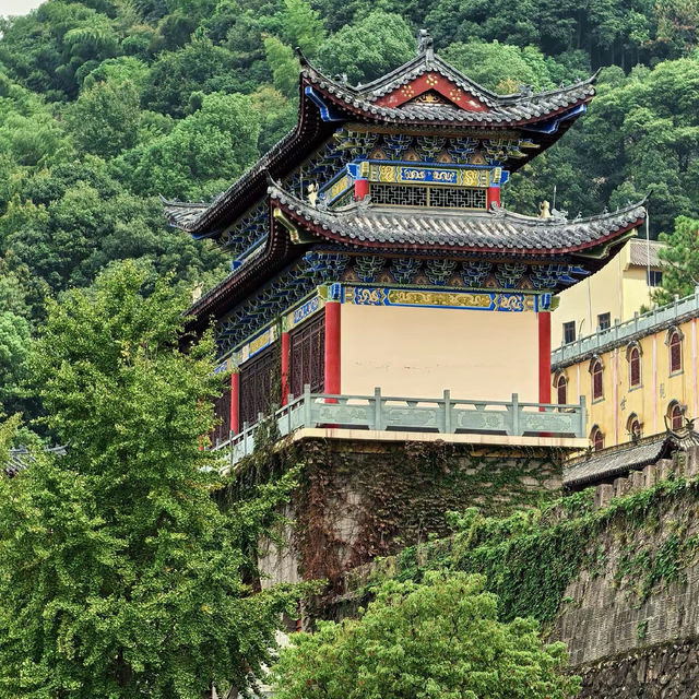 法青廟：時光凝聚⛩️✨