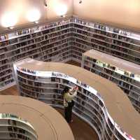Library Ochard Singapore มันกู๊ดมาก🇸🇬