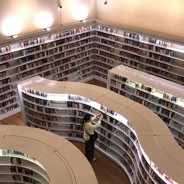 Library Ochard Singapore มันกู๊ดมาก🇸🇬