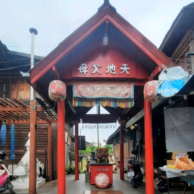 ตะลอนตลาดสามชุก ในวันธรรมดา ที่ไม่ธรรมดา