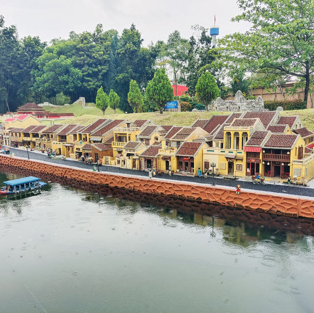 Miniature Marvels: Exploring Asia’s Icons at Miniland, Legoland!