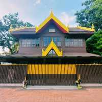 泰國曼谷著名皇家古跡寺廟景點:Wat Krua Wan Worawiharn，建築華麗雄偉，適合打卡拍照📸
