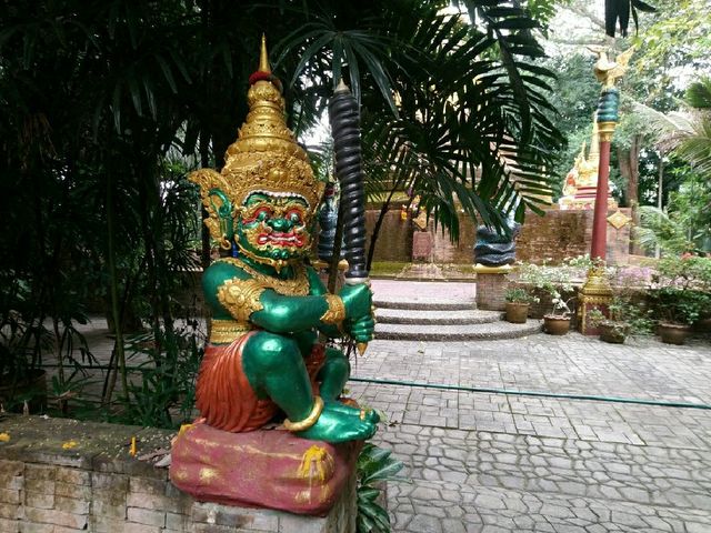 เที่ยวเชียงของ..วัดจำปา