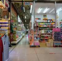 泰國合艾最大的特產集市商場:金荣巴刹ตลาดกิมหยง，適合休閒購物