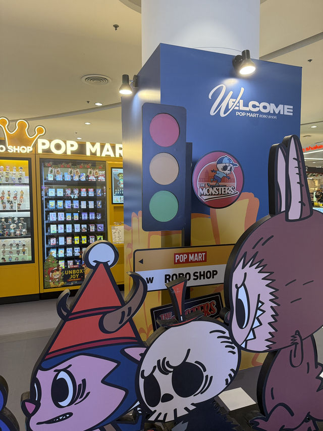 Popmart Robo สาขาเซ็นทรัลเวสต์เกต