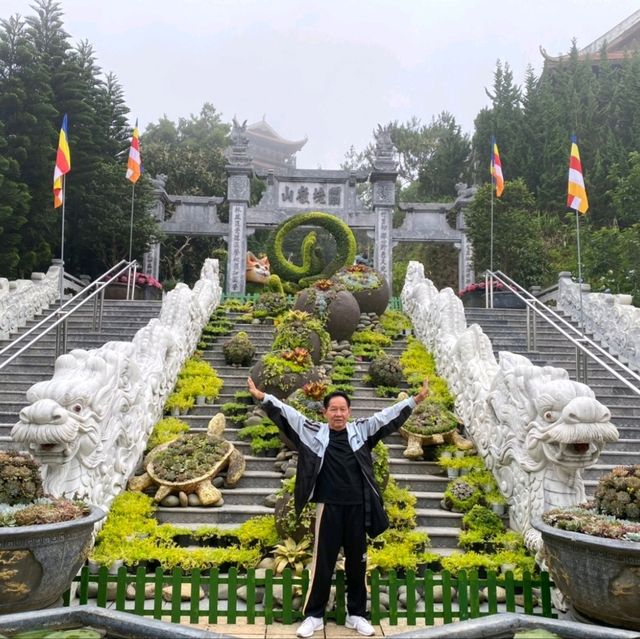 บานาฮิลล์ เมืองเเห่งสายหมอก 