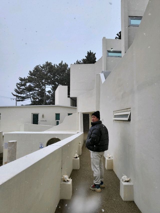겨울에도 이국적 감성 가득한 태안 커플숙소