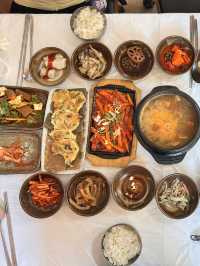 상다리 부러질 정도로 반찬이 많이 나오는 공주 맛집