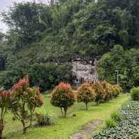 Kuburan Batu Lemo in Toraja, giving me a goosebumps 😆