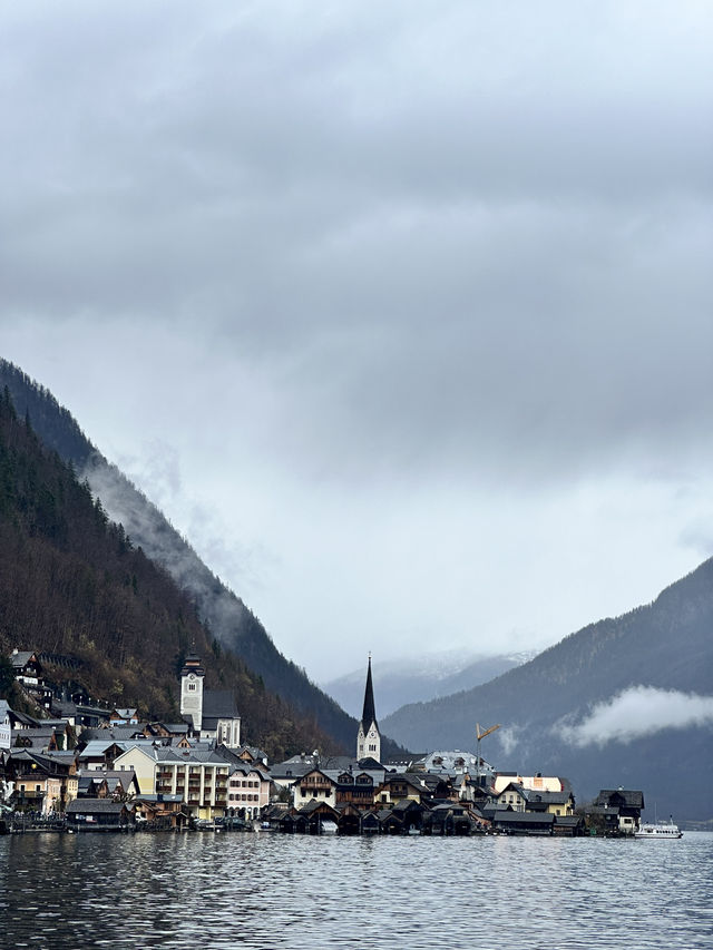Journey to Hallstatt: A Dreamy Lakeside Adventure Awaits