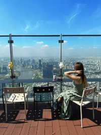 Stunning view lounge in the sky☁️