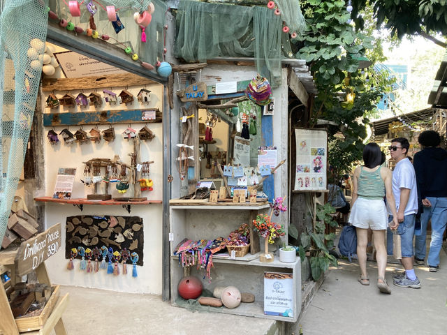 ‘บ้านข้างวัด’ ที่เที่ยวชิค ๆเชียงใหม่