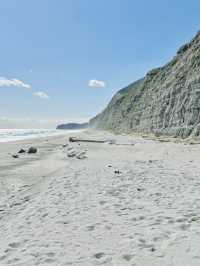 まるで海外みたいな絶景！新島🏝️白ママ断崖