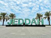 Peaceful Strolls by the Jeddah Coastline🌴