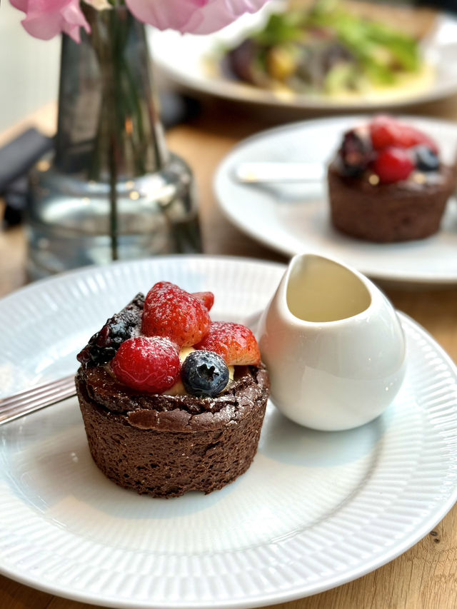 Brunch with a Floral Touch in Omotesando💐