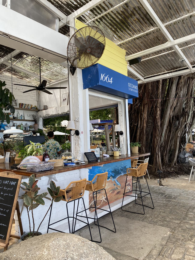 Cafe with Scenic Ocean View in Penang