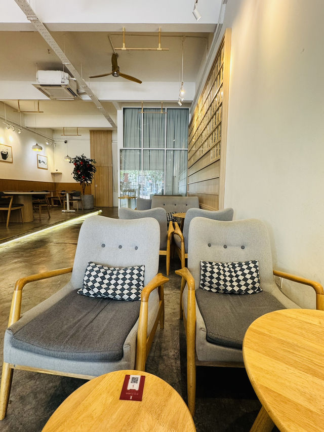A Roastery with Soul: Ang Ang’s Alma